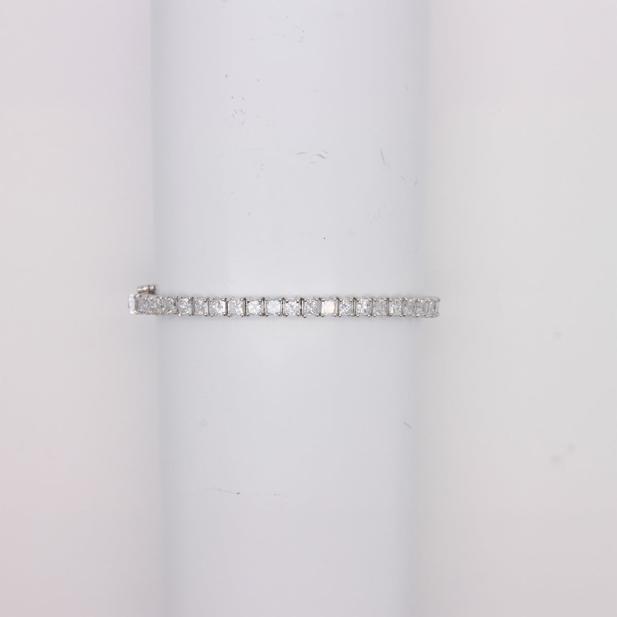 Teardrop Diamond Lace Bangle