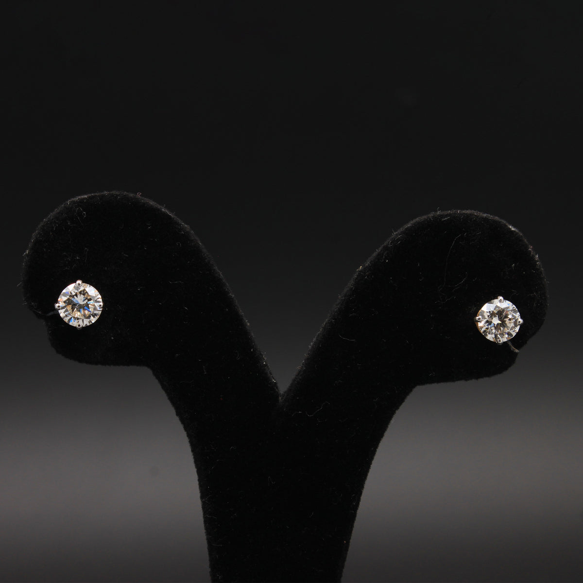 Classic Round Solitaire Diamond Studs