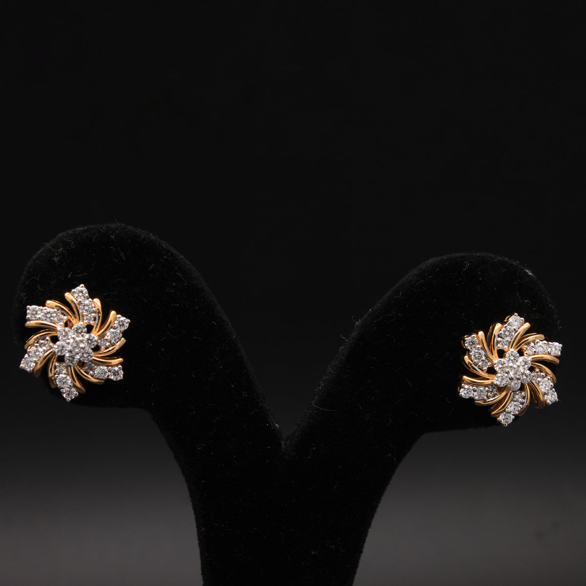 Diamond Pinwheel Spiral Studs