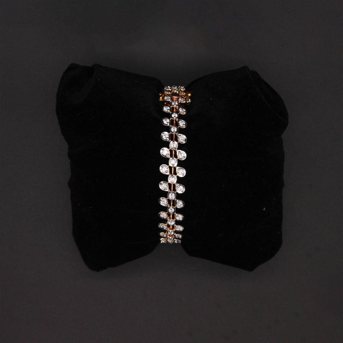 Two-Tone Laurel Leaf Diamond Bangle